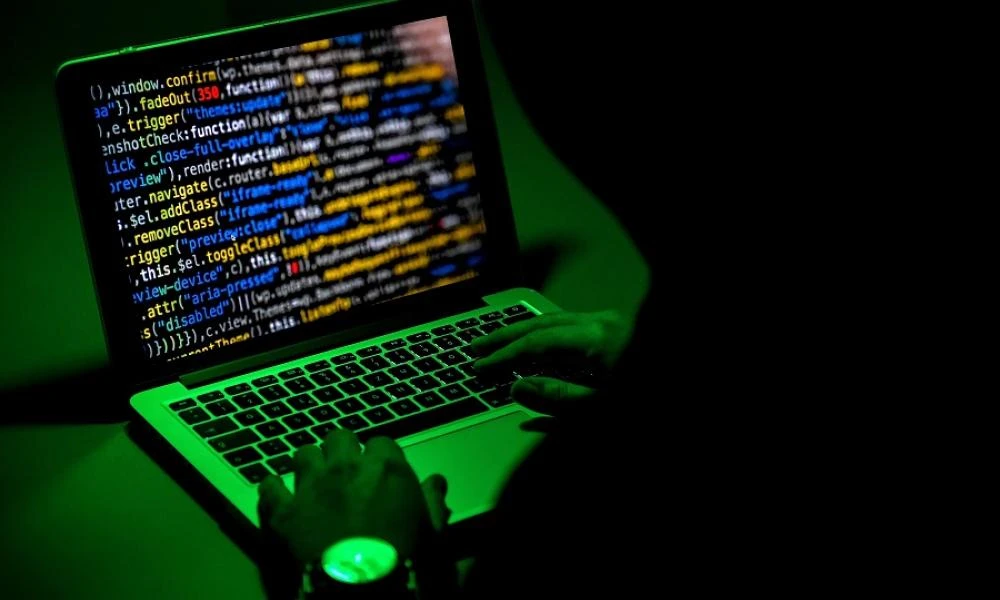 Θεσσαλονίκη: 36χρονος κατάφερε να αποσπάσει σχεδόν 150.000 ευρώ από ξένη εταιρεία